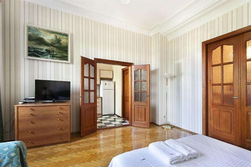 911 Apartments Antonovichа Kiev Eksteriør bilde