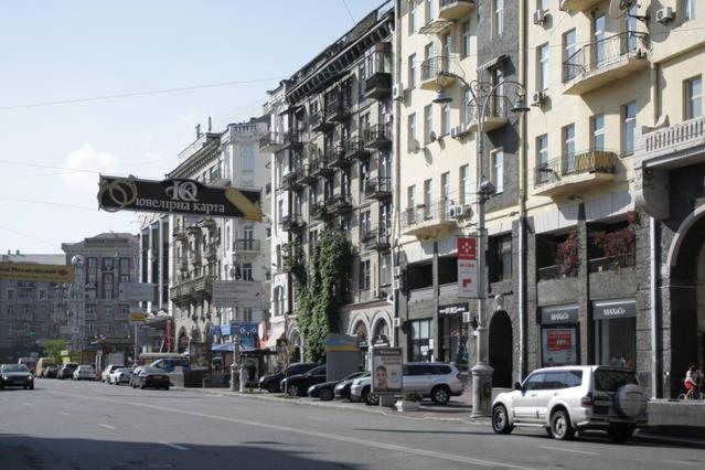 911 Apartments Antonovichа Kiev Eksteriør bilde